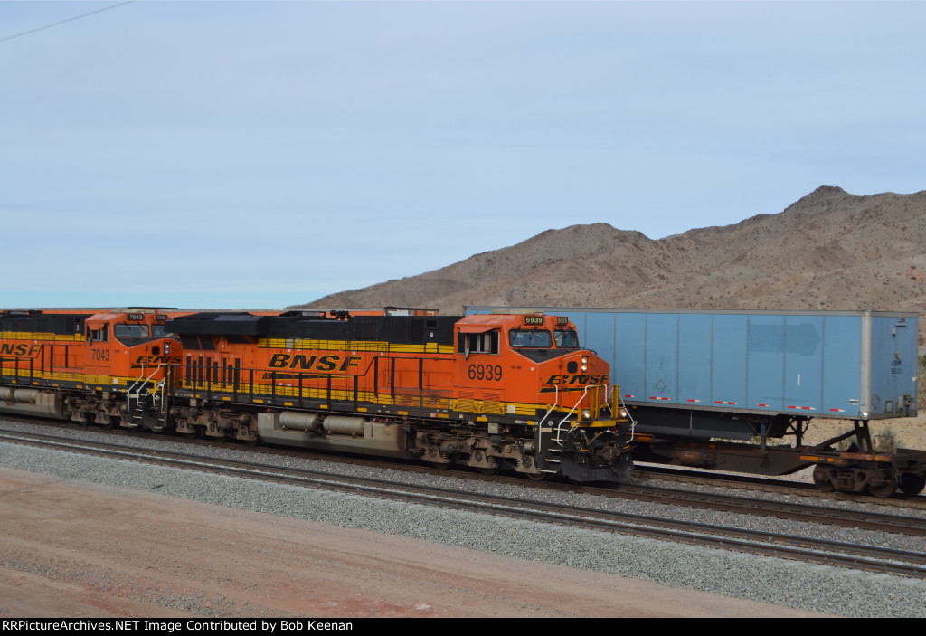 BNSF 6939